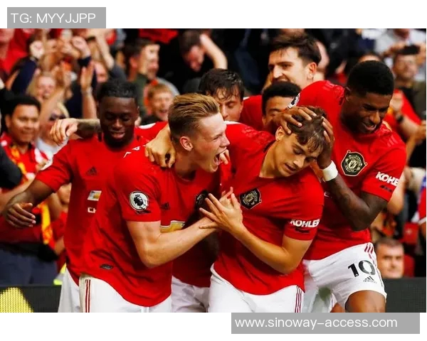 英超首轮曼联与热刺激战正酣球迷期待精彩对决与新赛季启幕 英超首轮曼联与热刺激战正酣球迷期待精彩对决与新赛季启幕