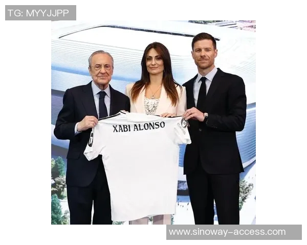 哈维阿隆索退役后新篇章担任皇马青年队主帅开启执教生涯 哈维阿隆索退役后新篇章担任皇马青年队主帅开启执教生涯